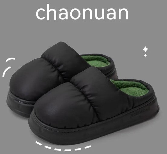 Marshmallow Puffer Slippers in Black